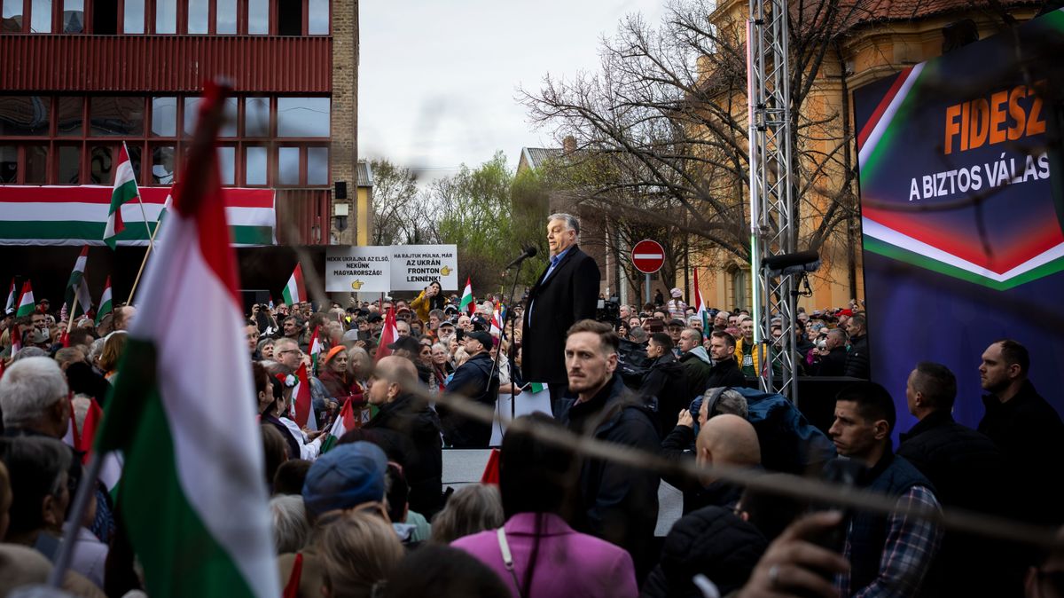 Orbán Viktor Kecskeméten folytatja országjárását