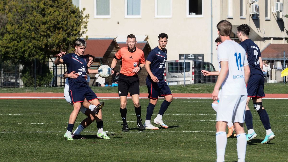 Ritkán látható bombagóllal egyenlített a Veszprém, de nem tudott pontot szerezni (+ videó)