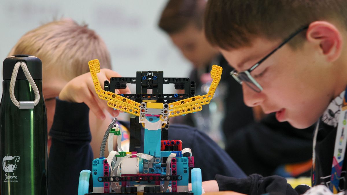 Robotok vették át az irányítást a WRO veszprémi fordulóján (galéria)