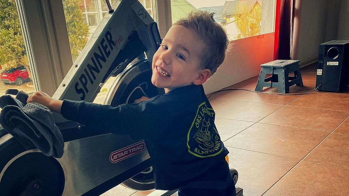 Nekünk csak egy tánc, Örsnek a járás esélye – bálban támogathatjuk műtétjét