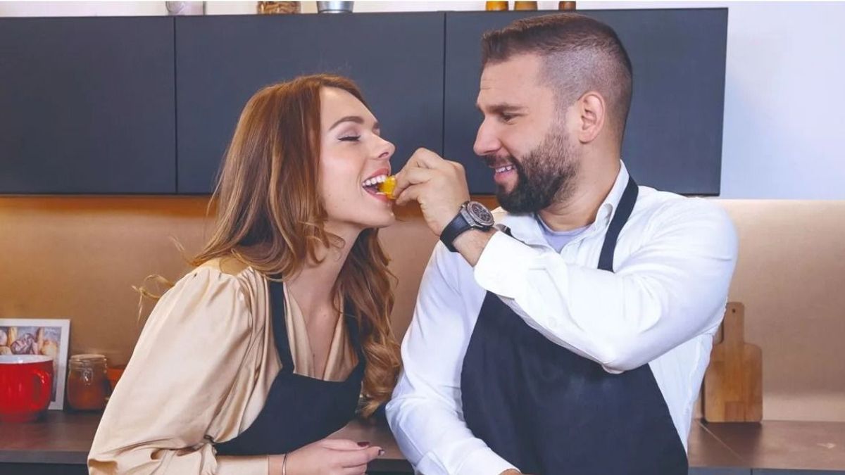 Rácz Jenő kislánya 4 éves lett, Elzának öltözött Kamilla, elolvadsz, ha meglátod - fotókkal