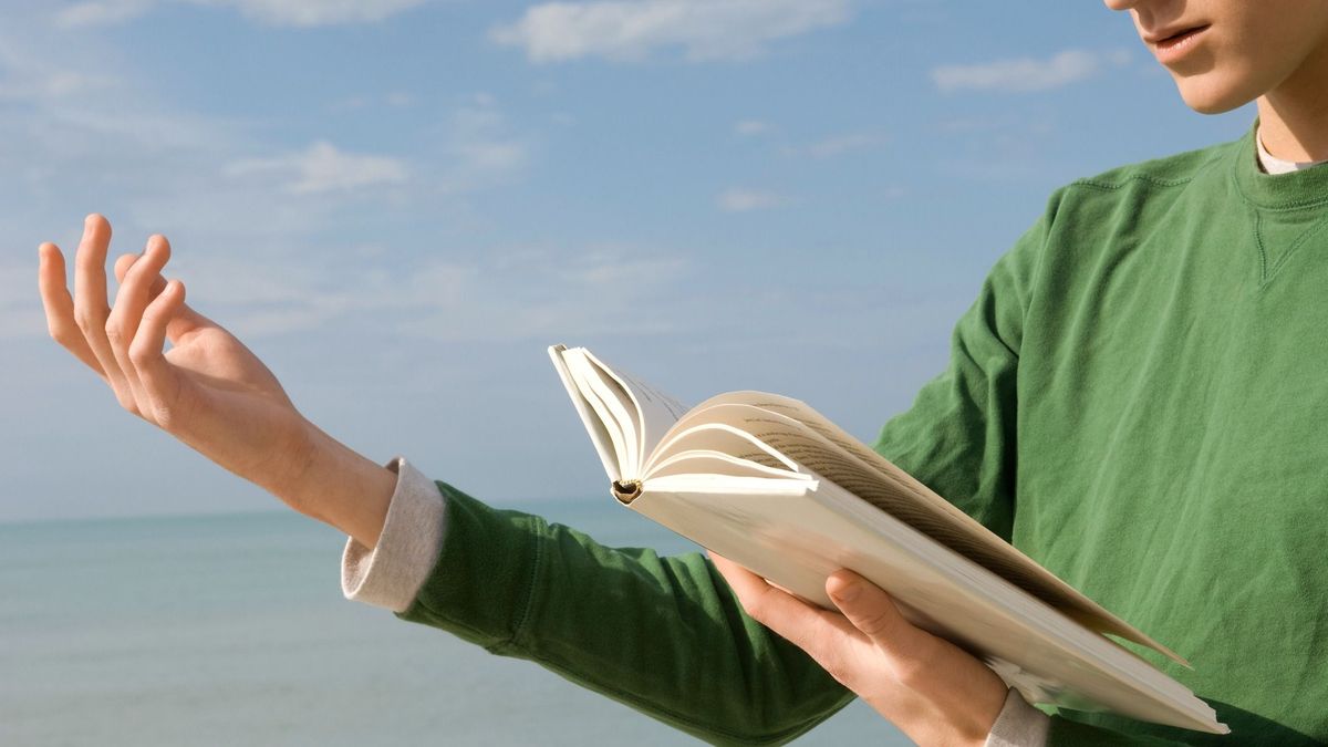 A költészet napja: április 11-én rendezik meg a Versmaratont