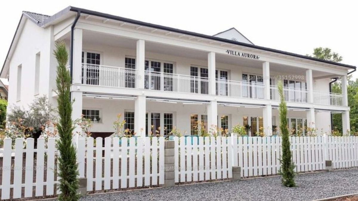 Árulják Balatonalmádi egyik legszebb villáját (galéria)