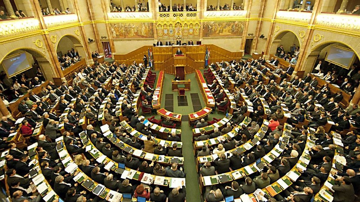 Hegedűs Barbara és Takács Péter is tagja lesz az új Országgyűlésnek