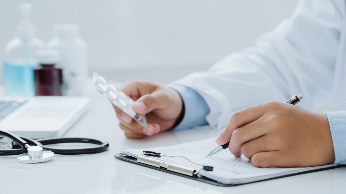 Ellenpont: a Tisza Párt eltörölné a társadalombiztosítást és kórházakat záratna be (videó)