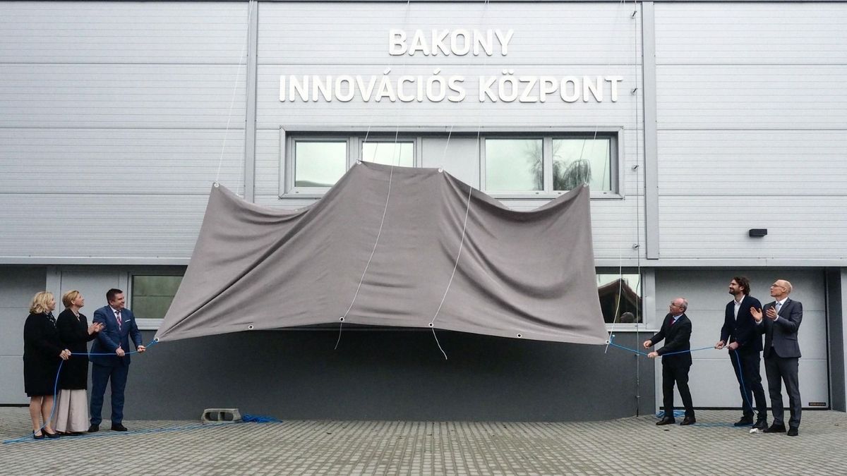 Modern tanműhely segíti a jövő szakembereit Veszprémben (galéria + videó)