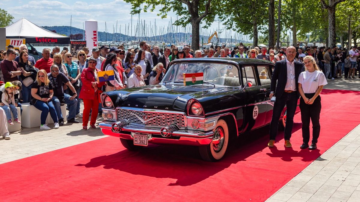 Újra felsorakoznak az oldtimerek Balatonfüreden (+ galéria)