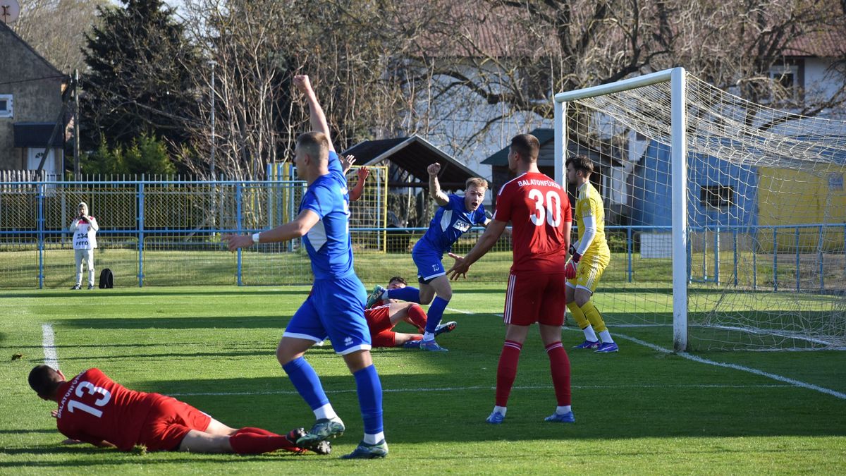 Kettős rangadót nyert a Perutz FC Pápa
