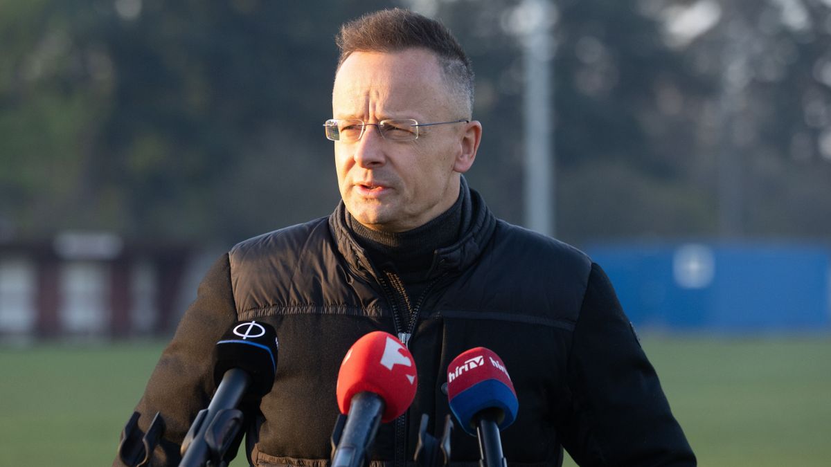 Szijjártó Péter: A jövőben már nem lesz magától értetődő a béke (élő)