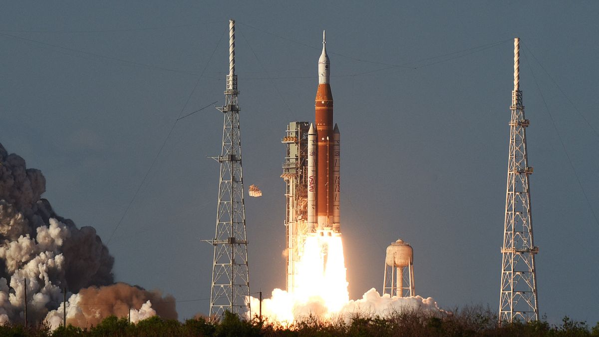 Elindult a Hold felé az Orion, az Artemis-program űrhajója (videó)