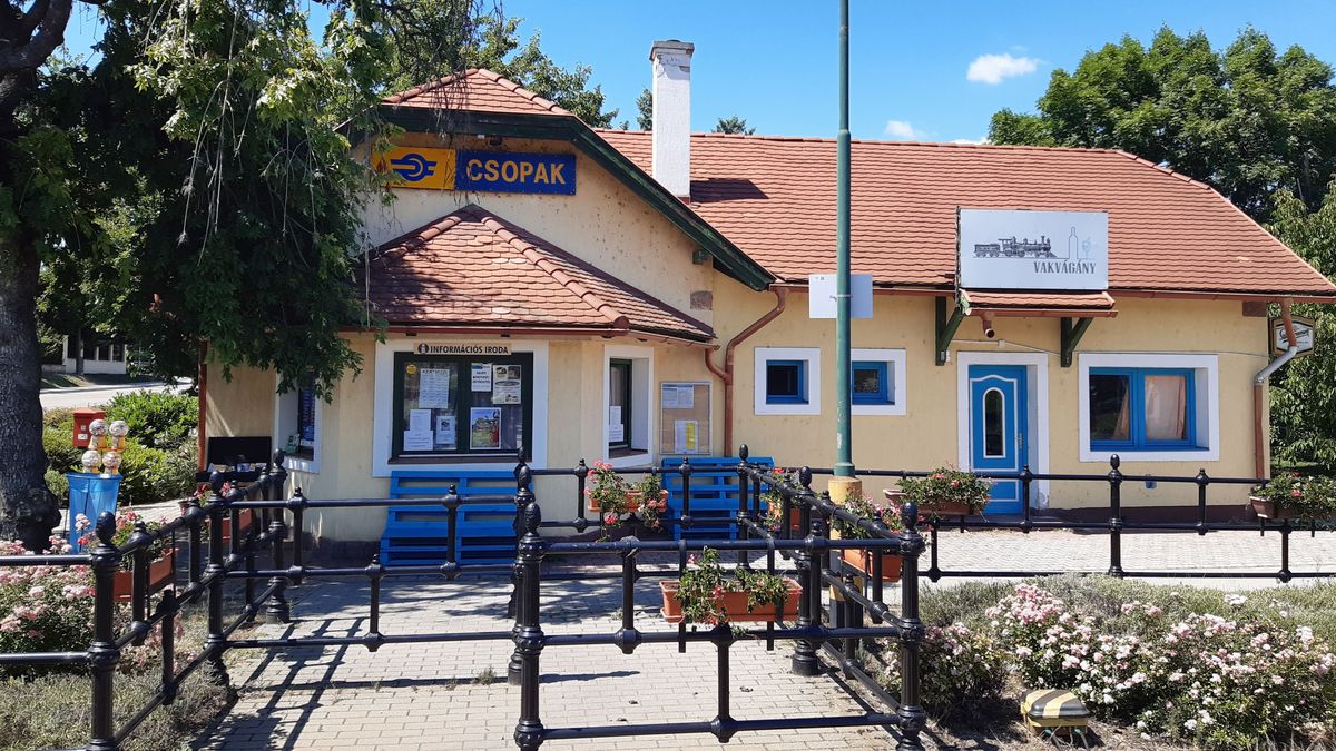 Folytatják a balatoni vasútállomások felújítását – Veszprém vármegyét is érintik a fejlesztések