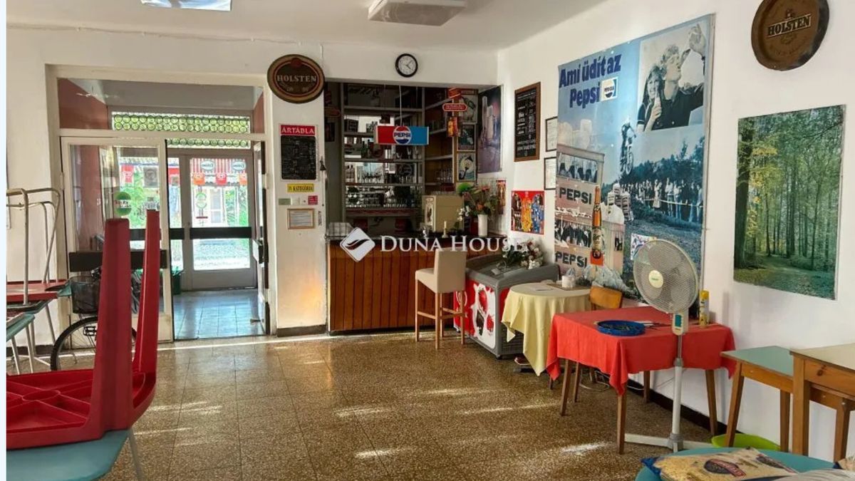 Így fest ma a Balaton legendás ifjúsági tábora, most jobbra fordulhat a sorsa (+fotók)