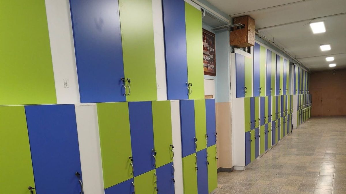 Közösségi összefogás keretében korszerűsítik a balatonkenesei iskolát