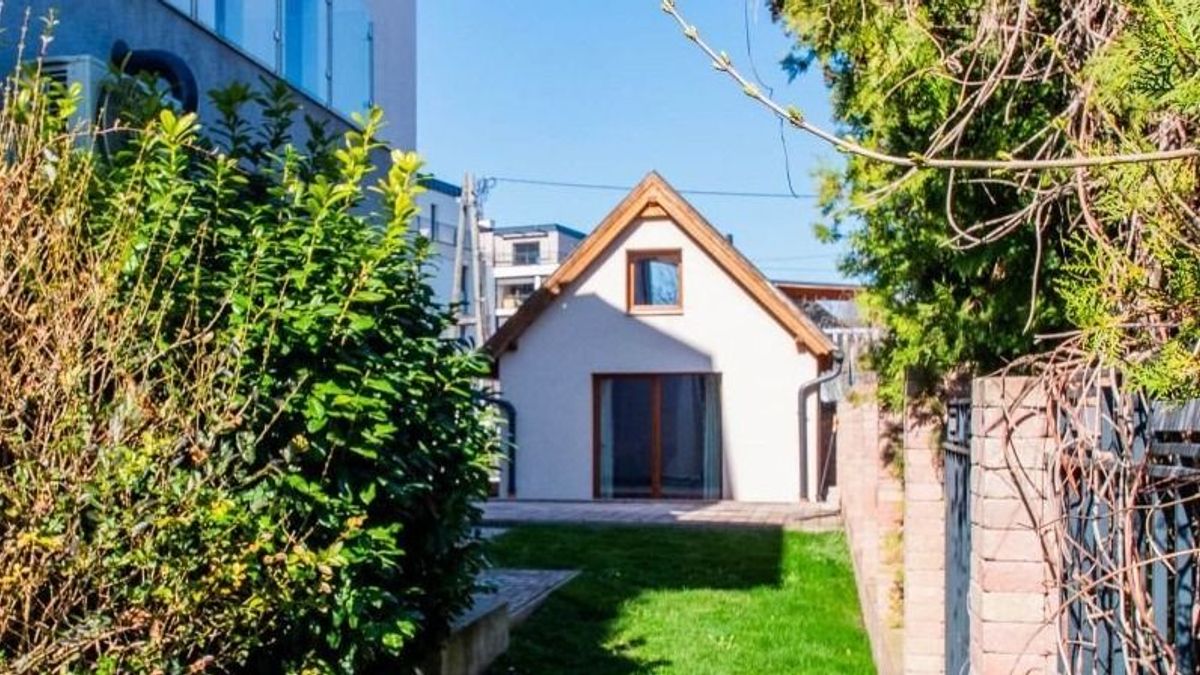 Egy kis luxus: apró ház vár a Balaton térségében (+ galéria)