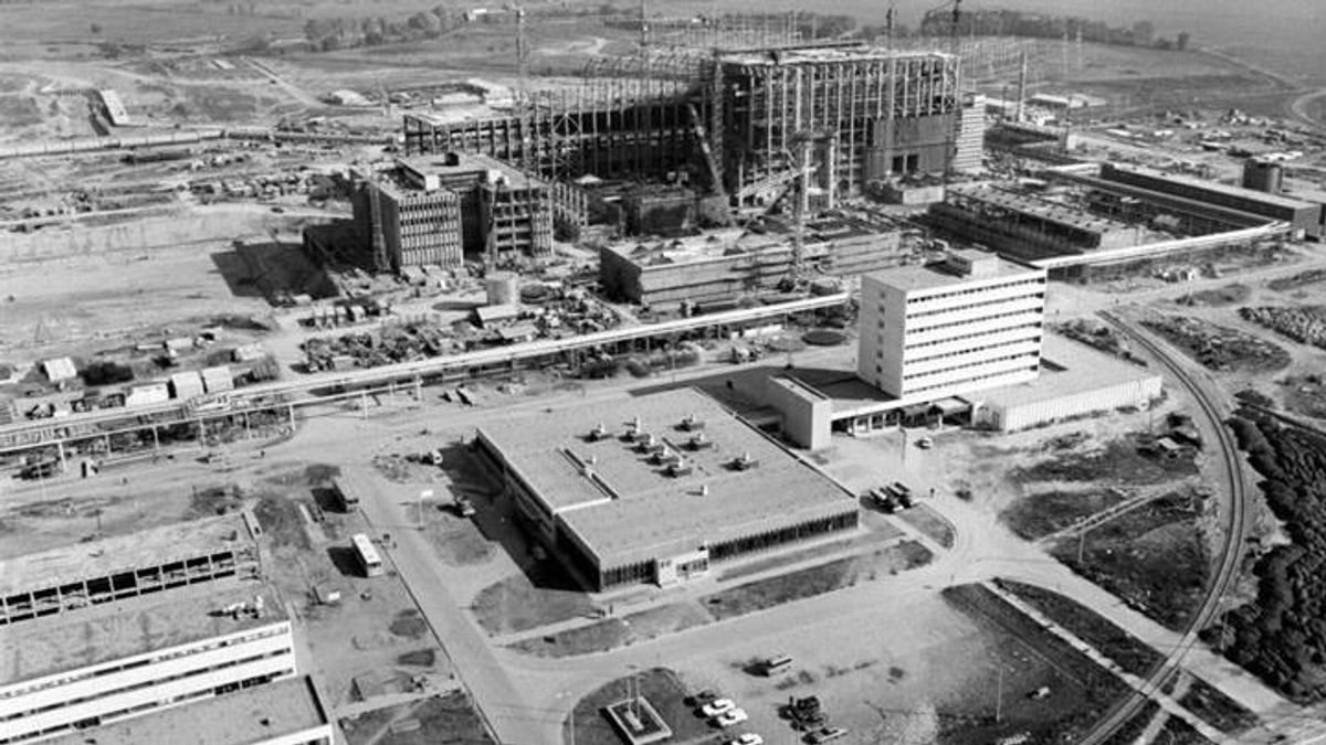 Állambiztonsági titkok: Miért kellett egy sebesült kőművesnek távoznia a Paksi Atomerőműből?