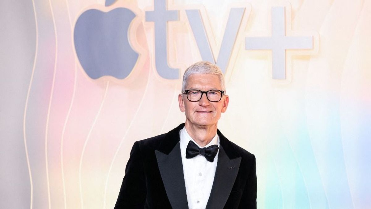 Vége egy korszaknak: Tim Cook lemond az Apple éléről