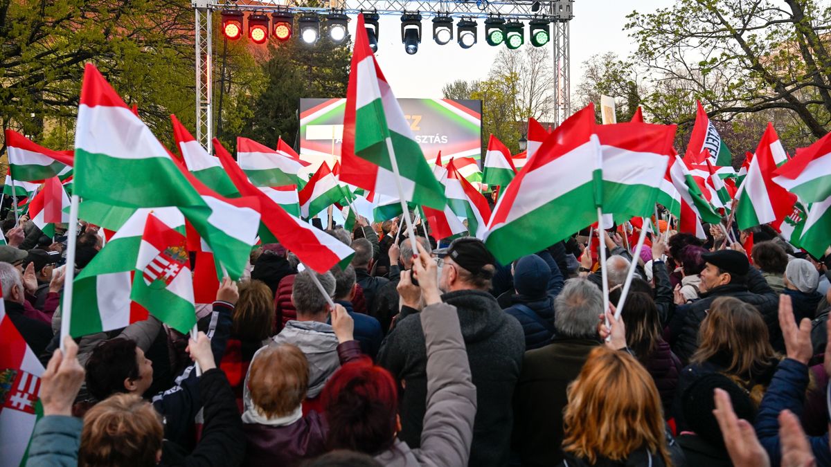 Kutatás: A Fidesz stabilan vezet, akár négypárti parlamet is alakulhat