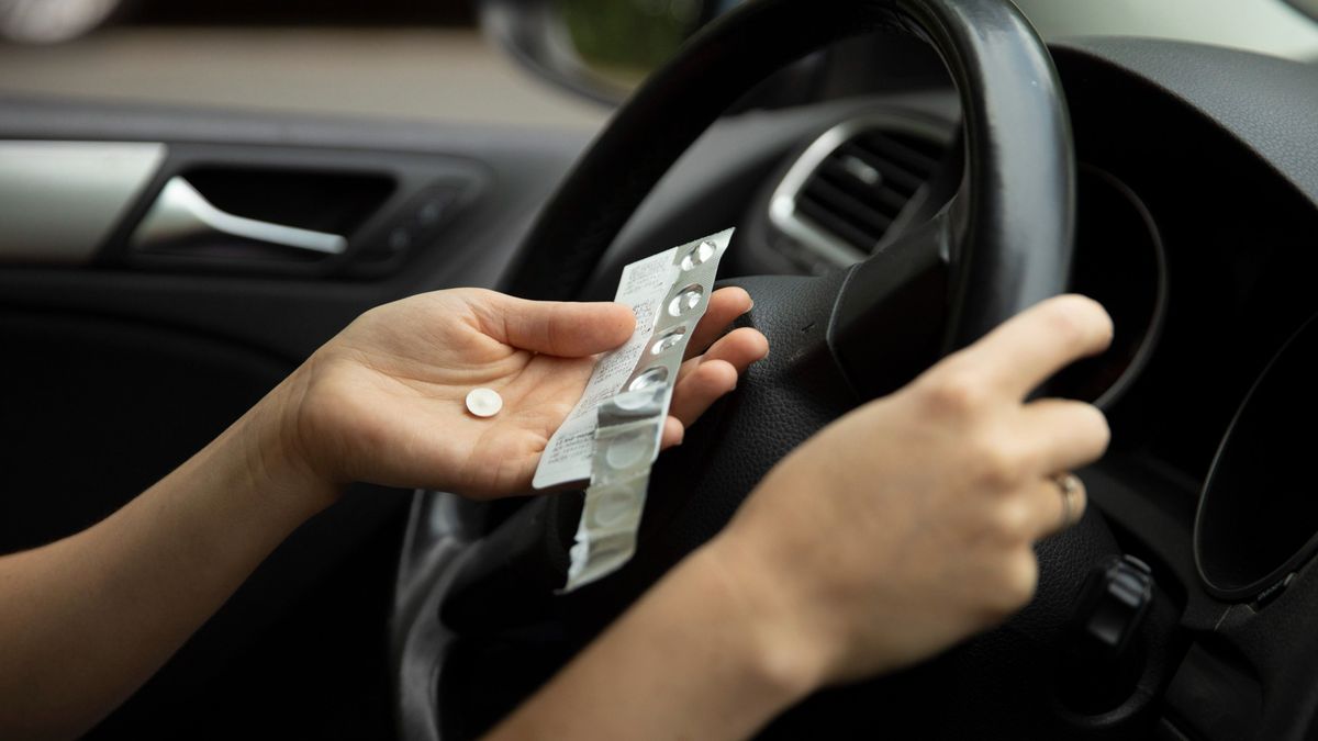Összevissza vezetett a 72-es főúton: gyógyszerek tompították a sofőrt