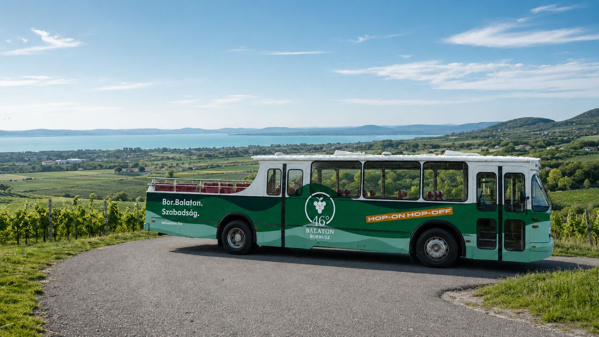 Hop-on hop-off borbusz a Balatonnál – indul a nyár legmenőbb bortúrája