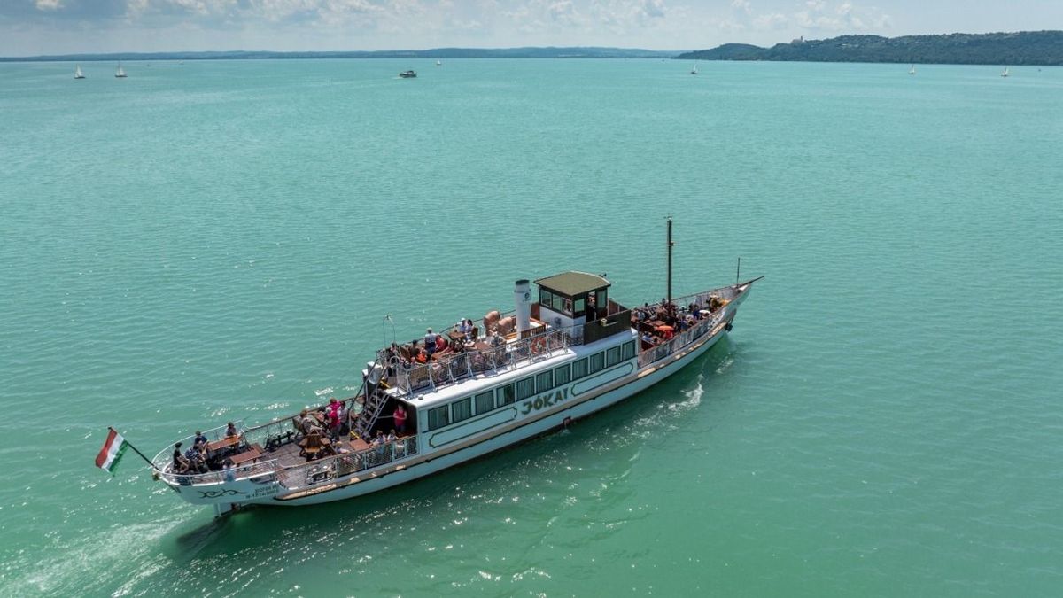 A Balaton titkos időgépei: ezek a hajók több mint egy évszázada járják a tavat (videó)