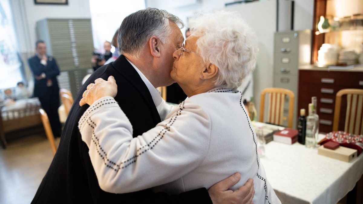 Orbán Viktor: Az első 63 év már a zsákban