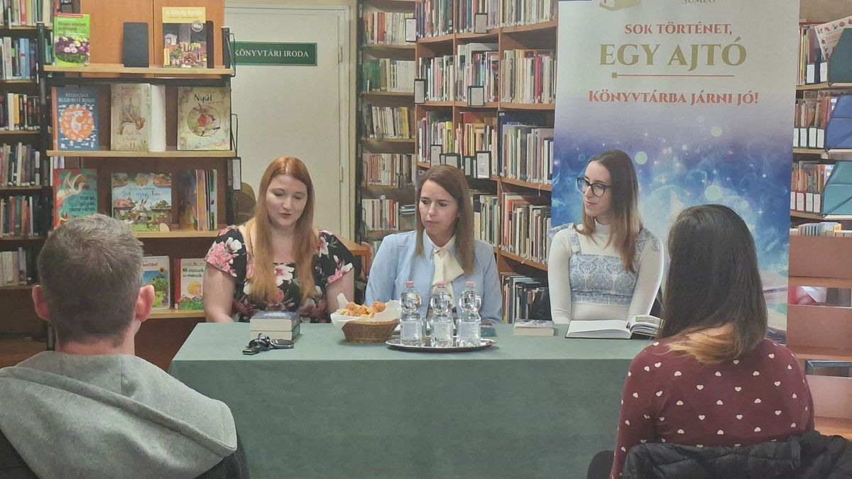 Történetek három tollból – Irodalmi est a könyvtárban