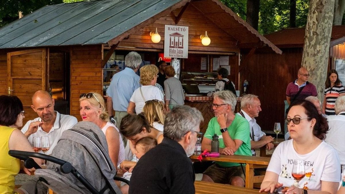 Közeleg a Balatoni Hal- és Borünnep – Három nap gasztronómia és zene Füreden
