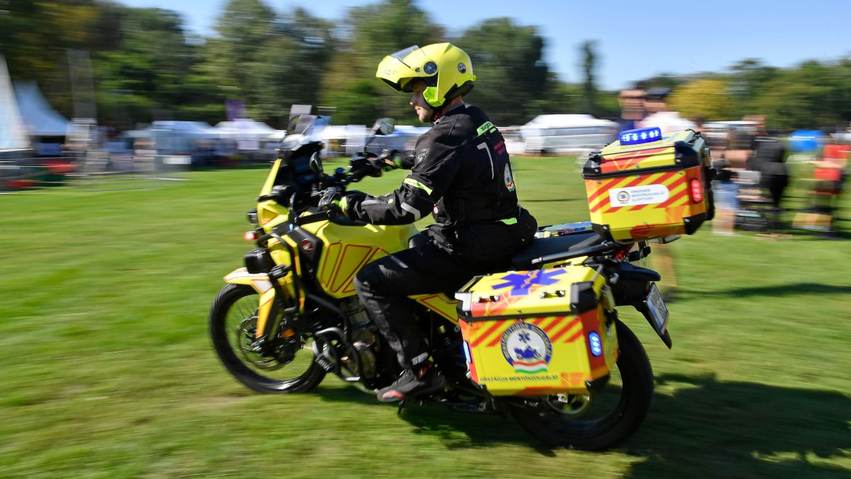 Május 1-jétől szolgálatba állnak a motoros és kerékpáros mentők is