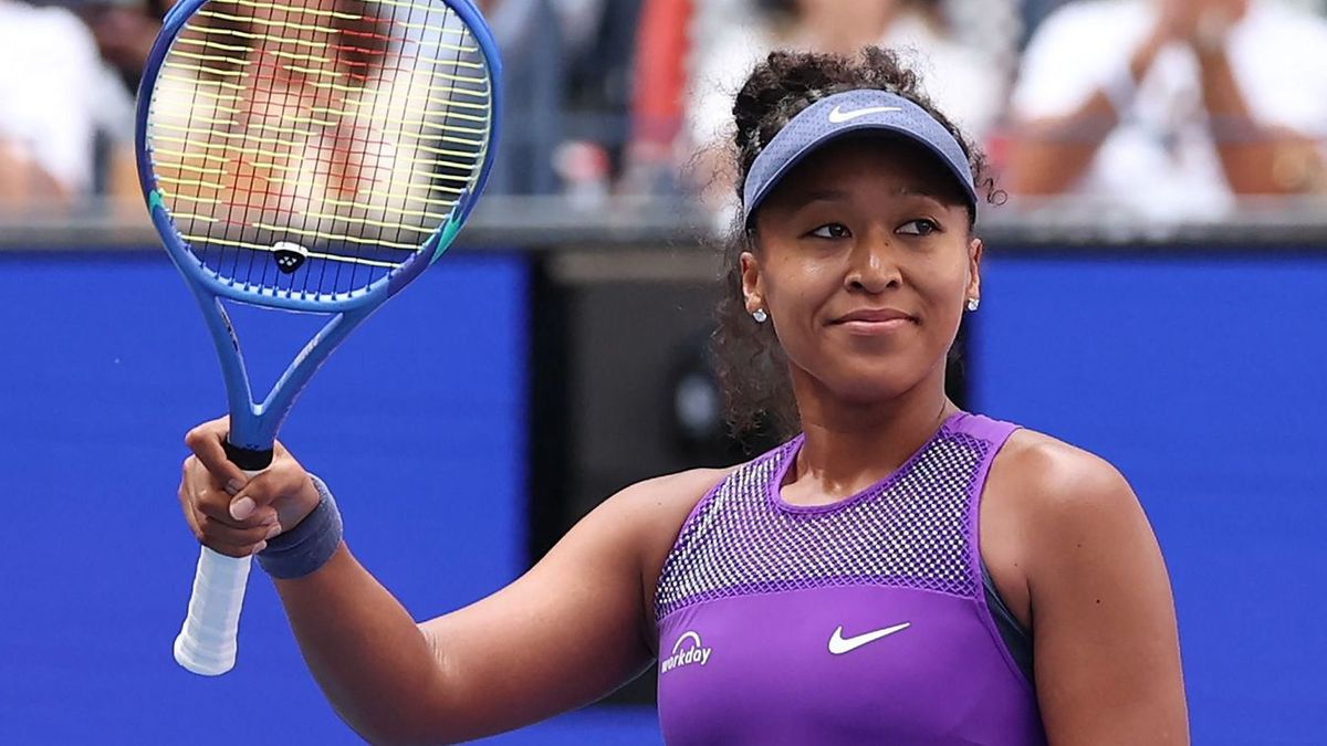 Oszaka Naomi párizsi divatbemutatót csinált a Roland Garrosból