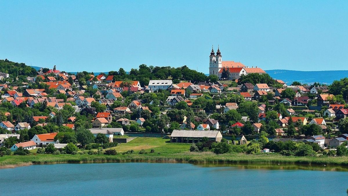 Kettős tendencia a Balaton körül: népességnövekedés és visszaesés egyszerre