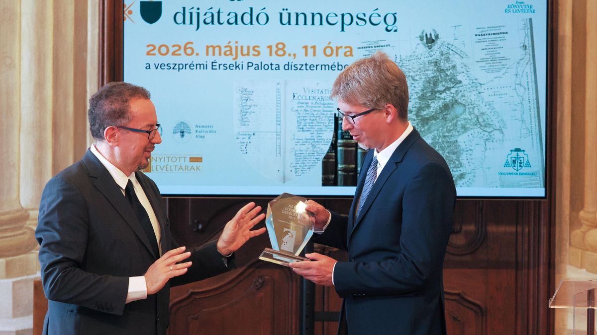 Országos szakmai elismerésben részesült a Veszprémi Főegyházmegyei Könyvtár és Levéltár (galéria)