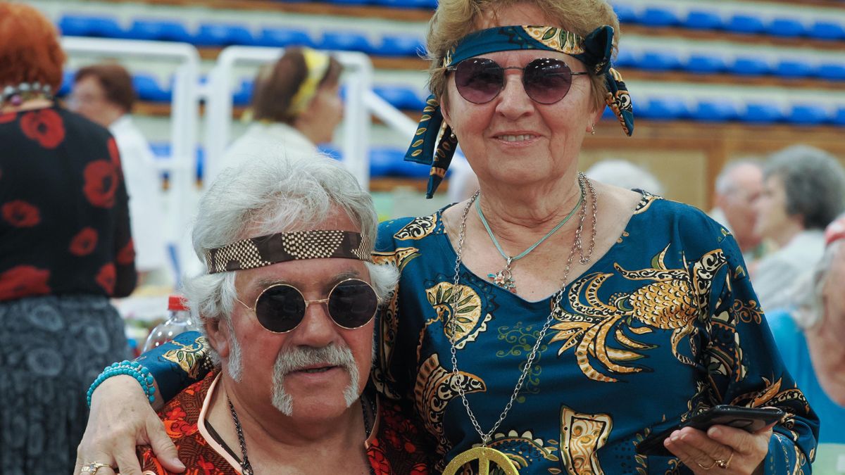 Együtt buliztak a szépkorúak a veszprémi nyugdíjasmajálison (galéria)