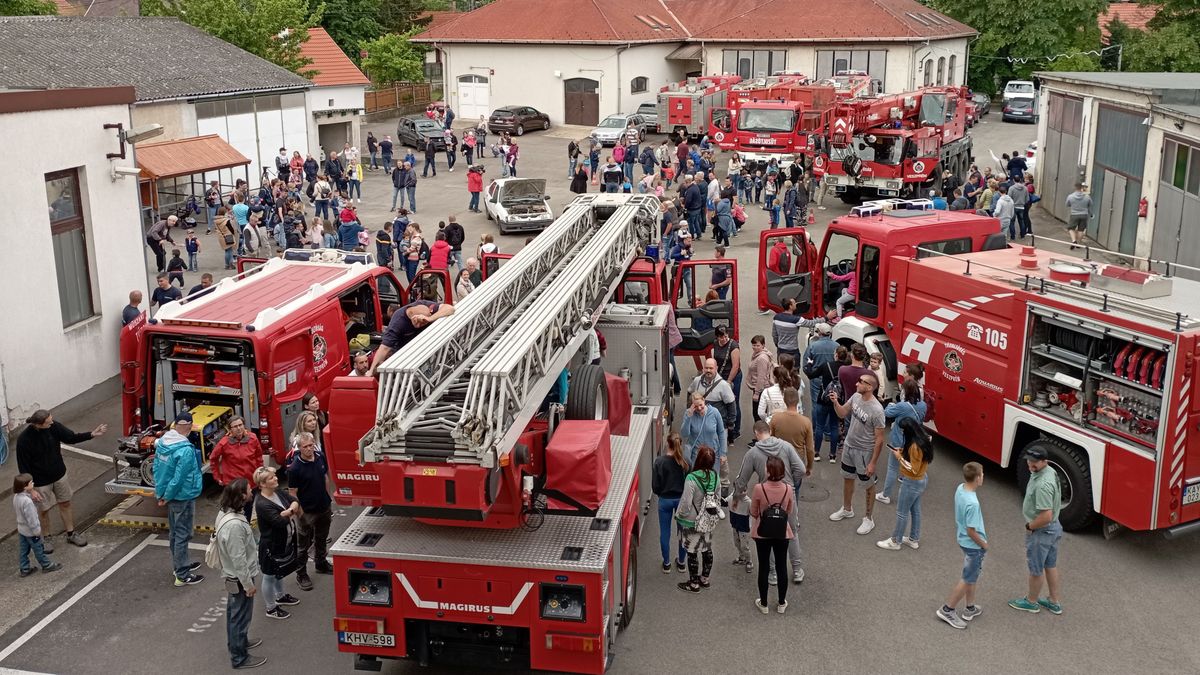 Egy napra bárki bepillanthat a tűzoltók világába Veszprém vármegyében