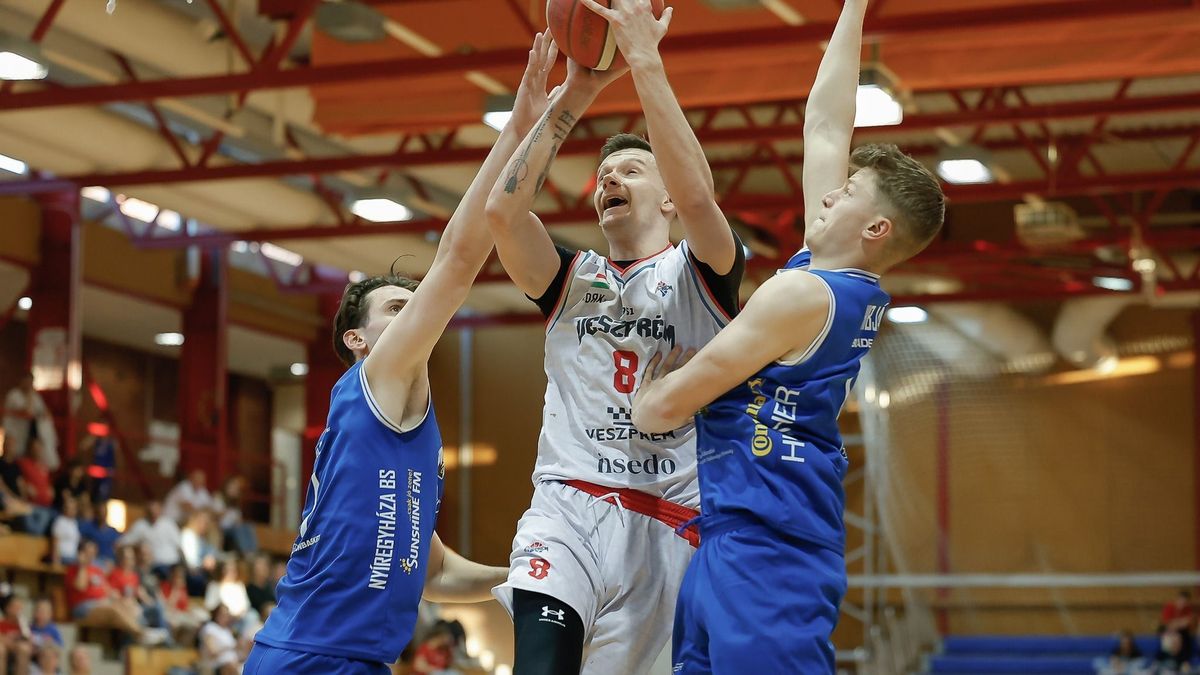 Magabiztosan jutott tovább a Veszprém KK