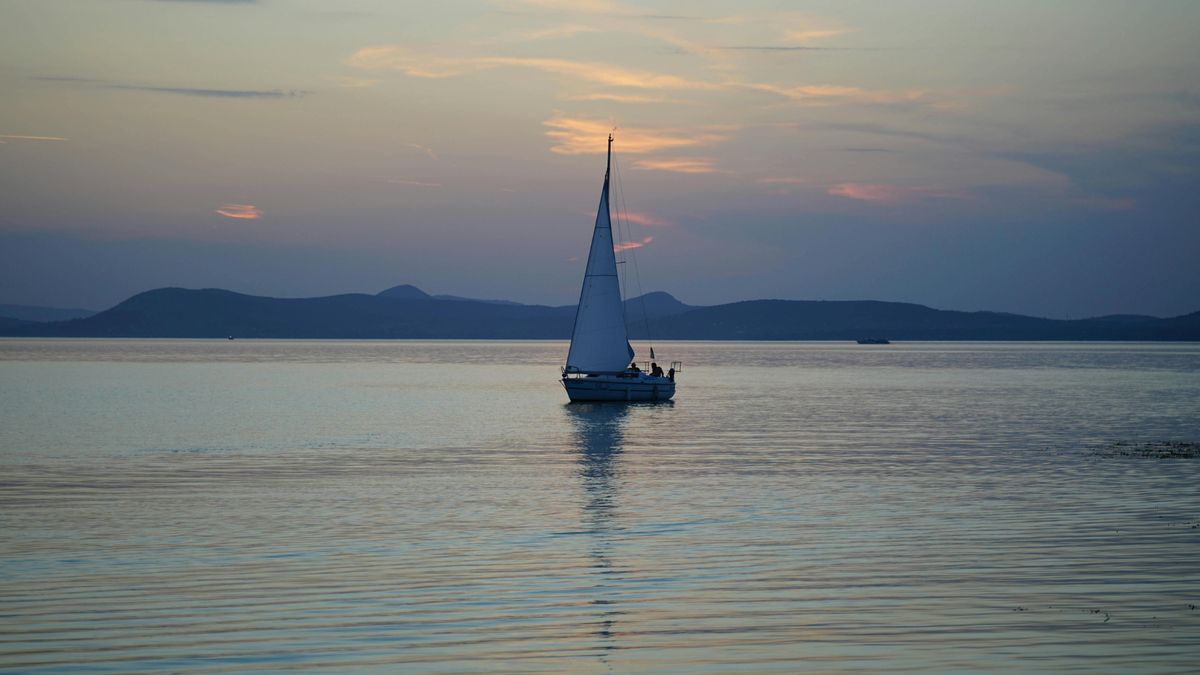 Új alapokra helyezhetik a magyar turizmust, a Balaton is érintett lehet