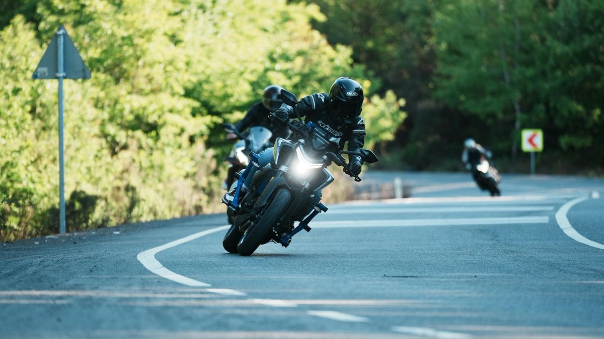 Két bakonyi útszakaszon kérték a lakosok a motorosok ellenőrzését, a zaj, a száguldozás miatt