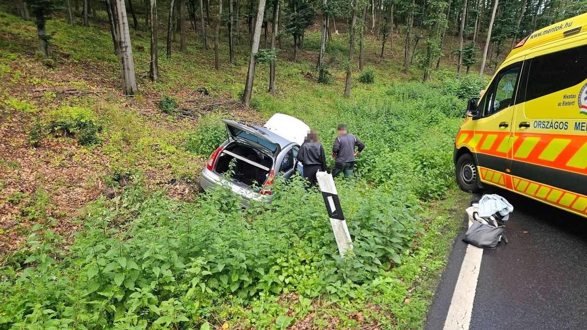Súlyos baleset történt szombaton a 82-es főúton, mentők érkeztek a helyszínre! +fotók