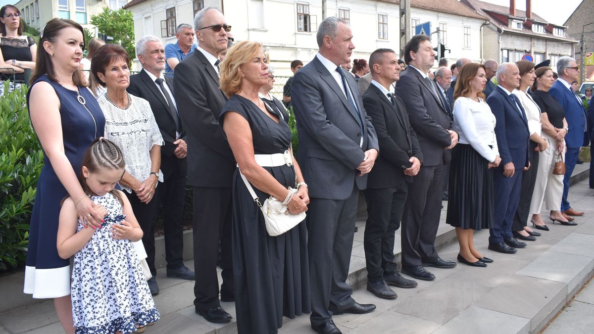 Határokon átívelő összetartozás (+fotók)