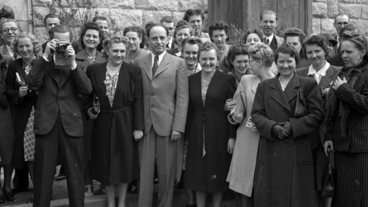 Eltiltották a tanár szakosok oktatásától, mégsem adta fel