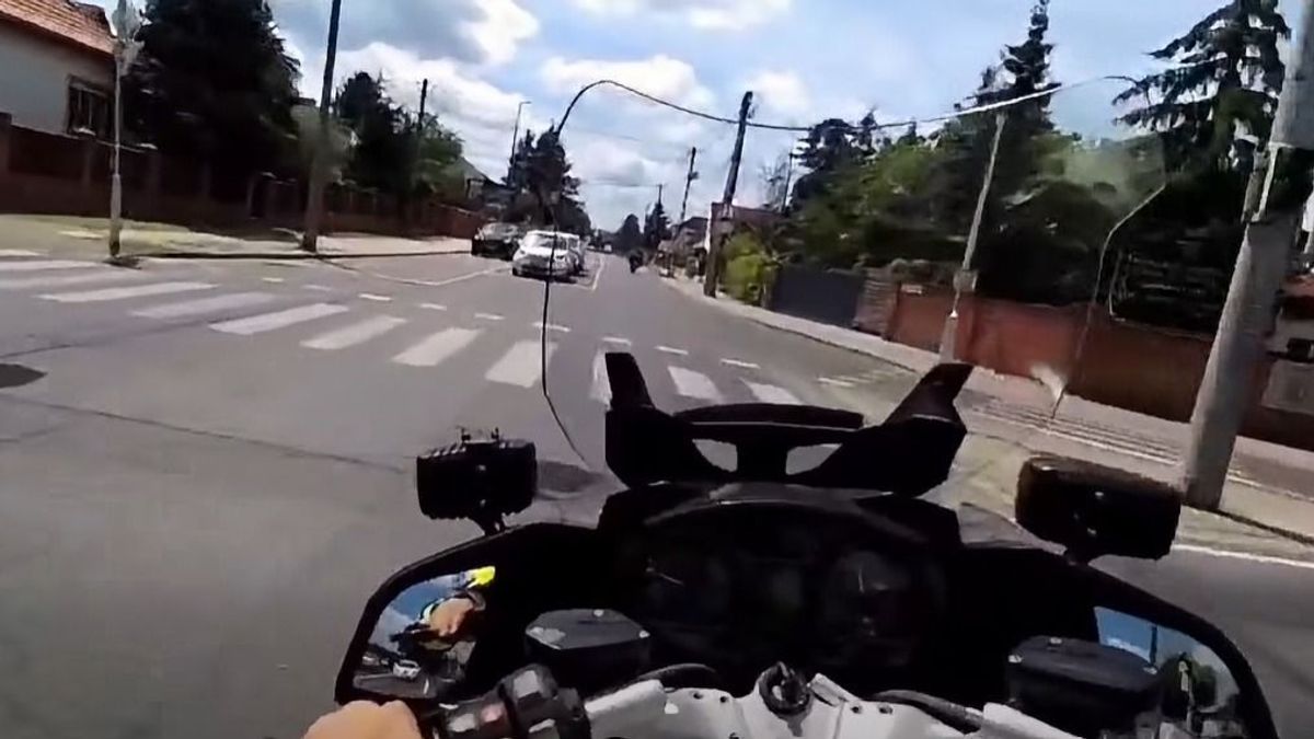 Ezt a veszprémi robogóst videózta le a rendőrség, nem úszta meg olcsón
