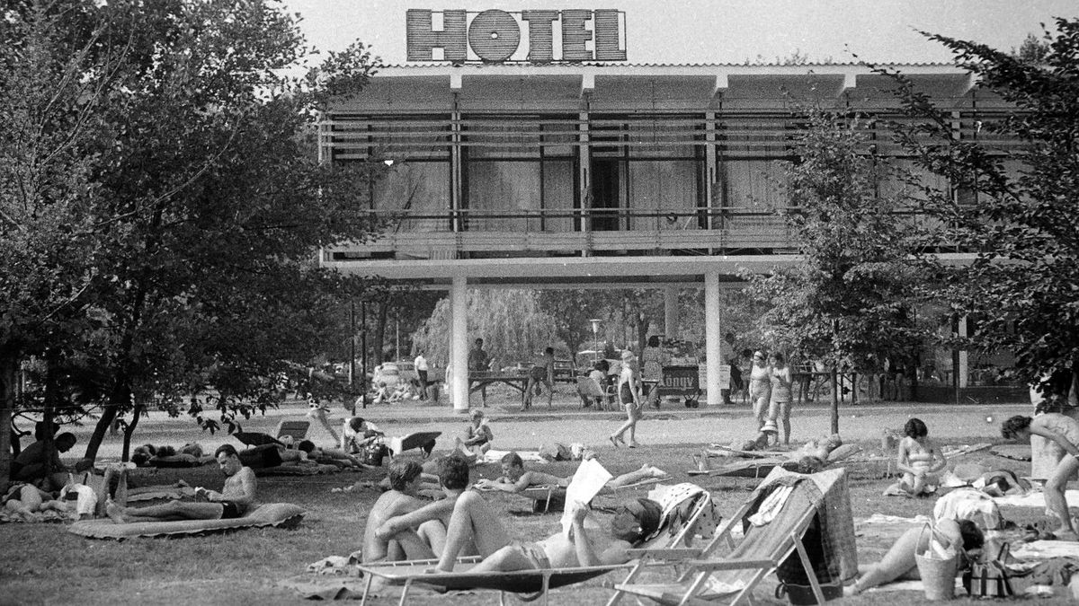 Üdülők, motelek, víkendházak: a hetvenes években berobbant a balatoni turizmus