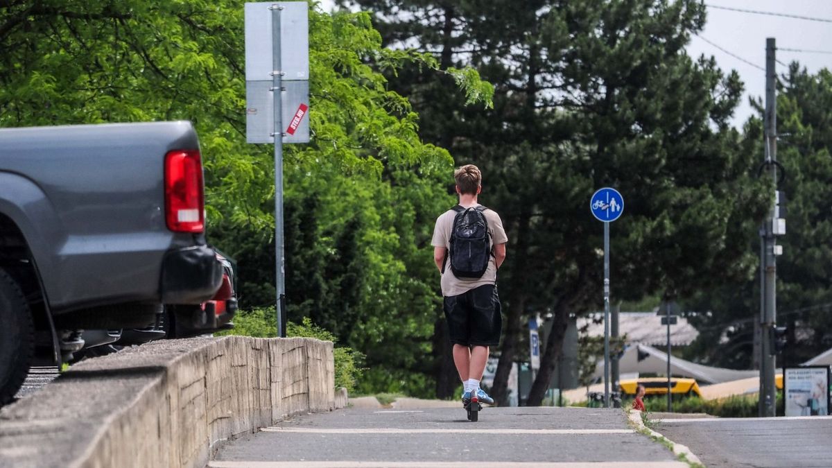 Veszprém vármegyében is egyre több a rolleres baleset, figyelmeztetnek a mentők (galéria)