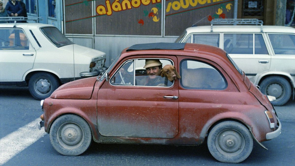 Guruló történelem: legendás olasz kabrió hozza el a dolce vitát a Balatonhoz Riminiből (galéria)