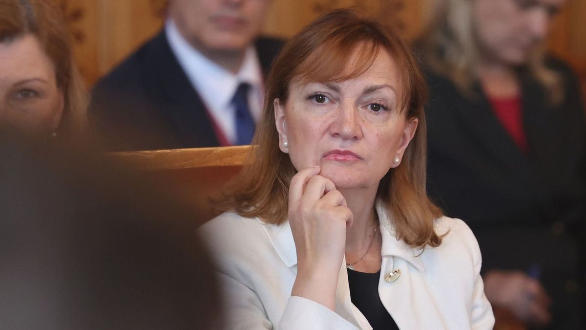 A Tisza frakcióvezetője hallgat a polgármesteri fizetések csökkentéséről