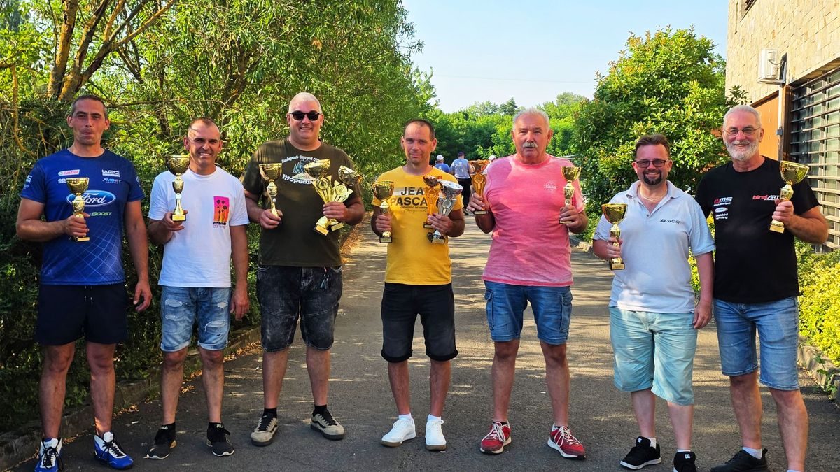 Mesterhármas a villányi szlalomversenyen – Vasárnap Veszprémben állnak rajthoz a pilóták