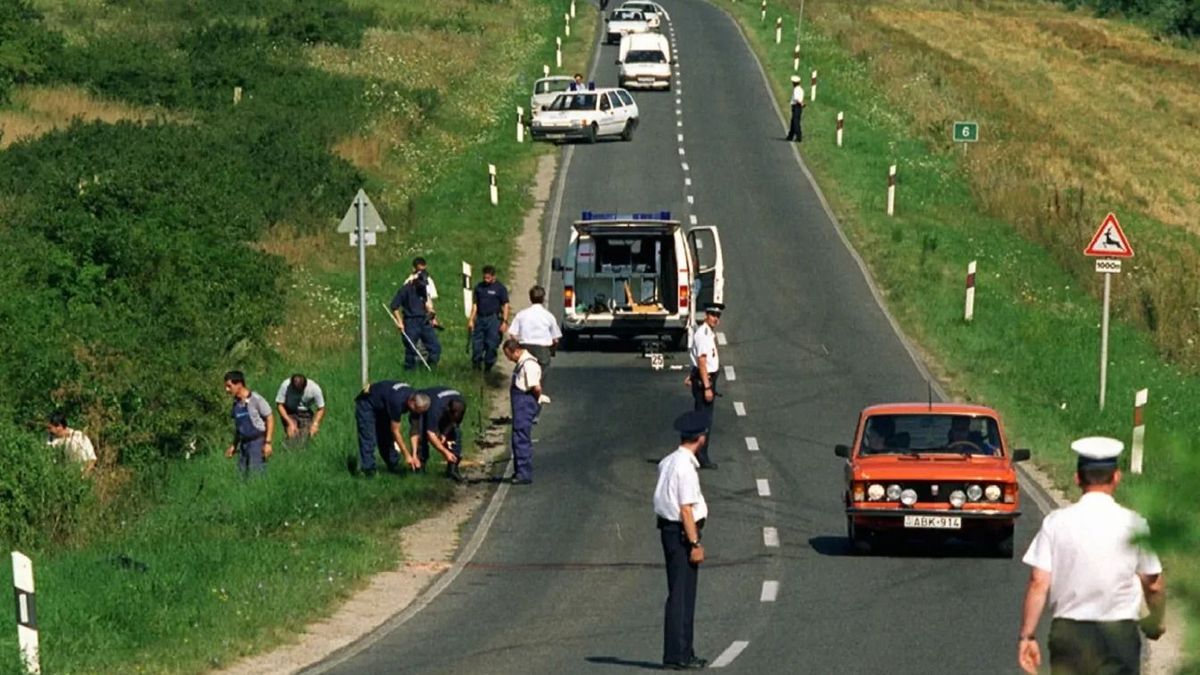 Fejfa őrzi Molnár Péter emlékét a robbantás helyszínén +fotók, videó