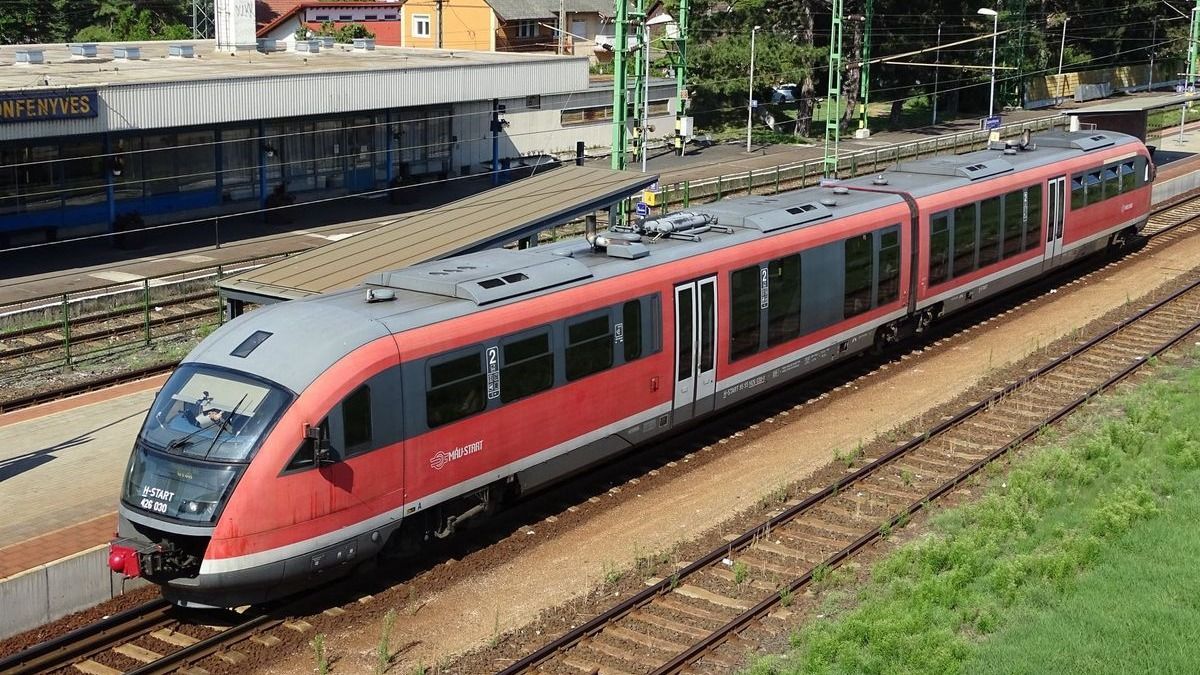 Fontos változás: Pótlóbuszokra kell átszállni Győr és Pápa között!