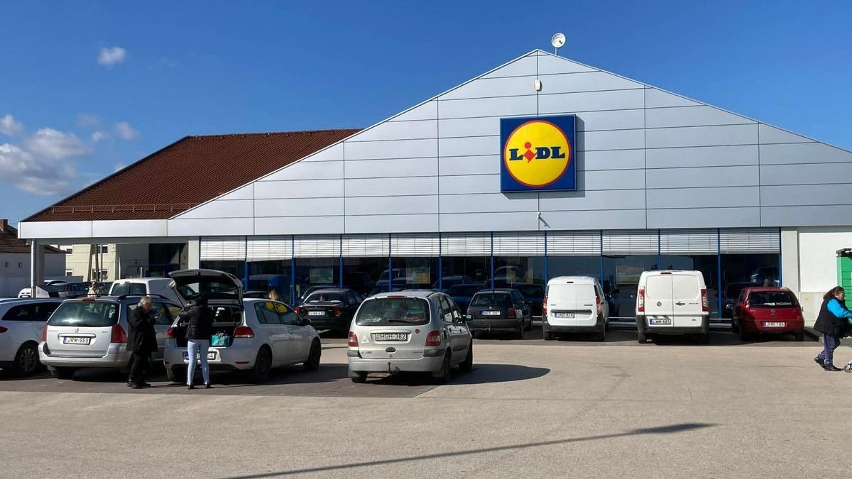 Bezárja forgalmas üzletét a Lidl – Válaszolt lapunknak az áruházlánc