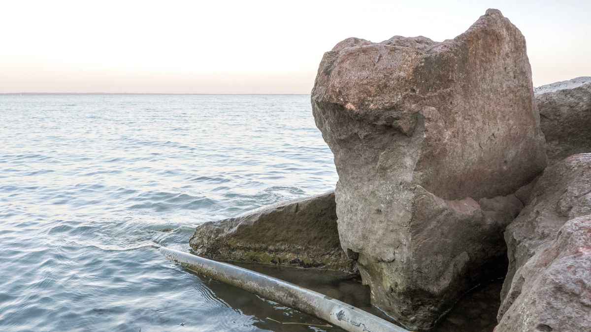 Tovább csökken a Balaton vízszintje, megnéztük a friss adatokat