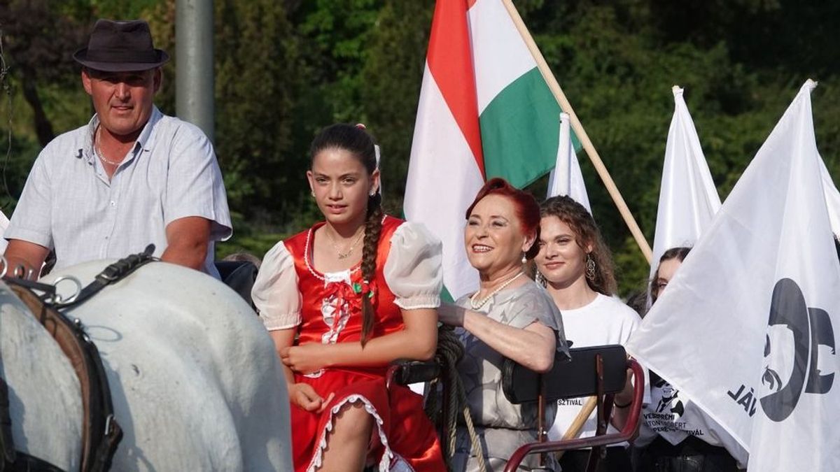 Nyáron sem maradunk színházi élmények nélkül: ezekkel a programokkal készül a Petőfi Színház